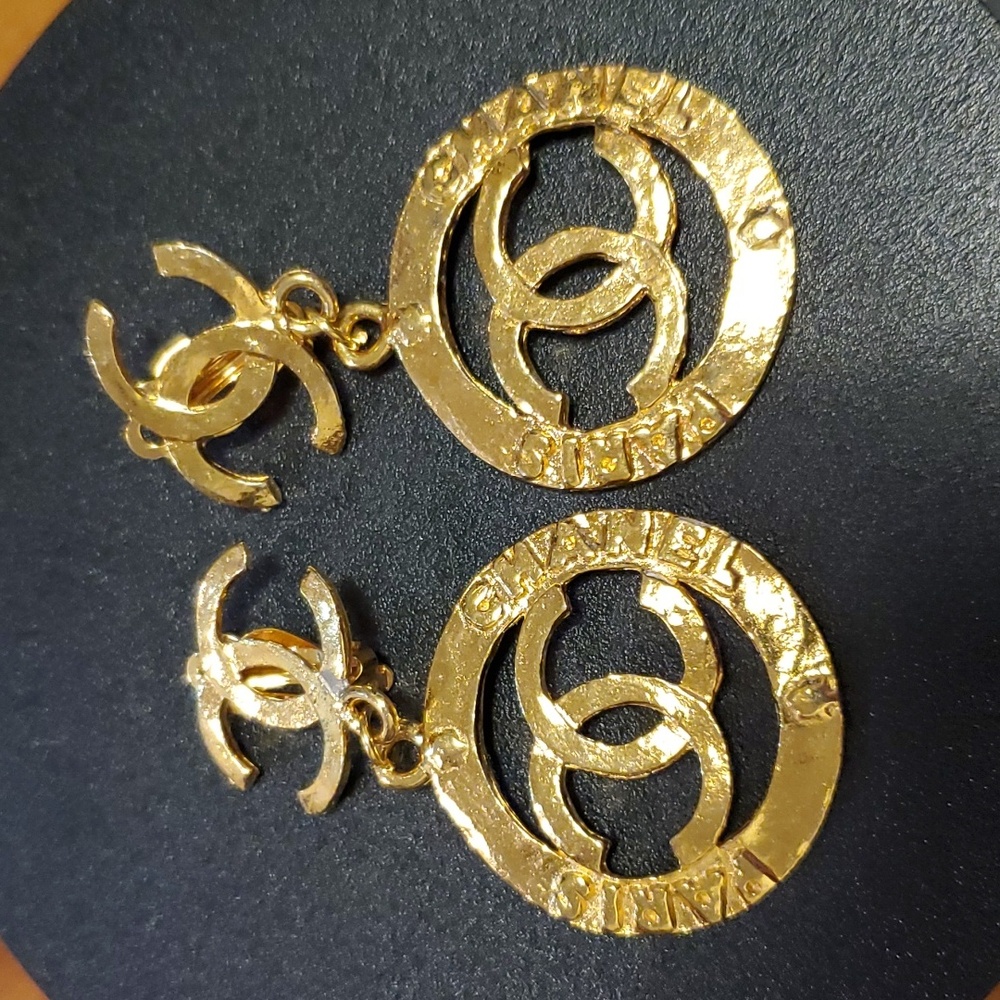 Chanel clip on earrings